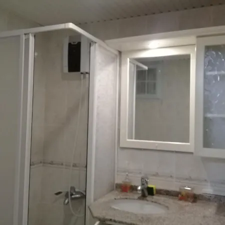Mavi Koltuklu Tatil Evi *